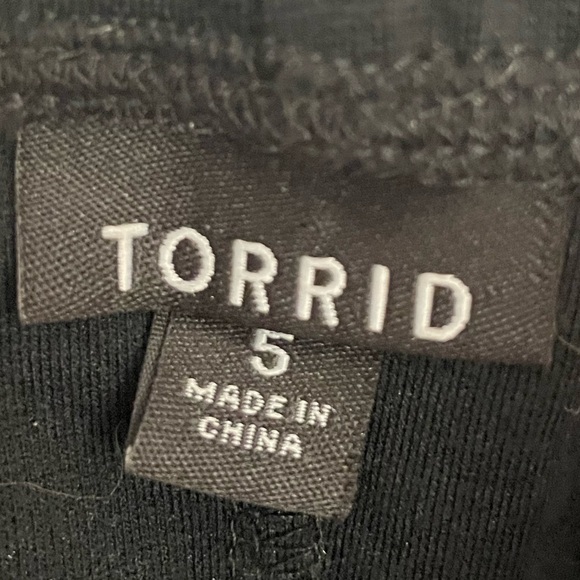 TORRID SIZE 5 SEQUIN MINI BODYCON DRESS - Picture 5 of 5